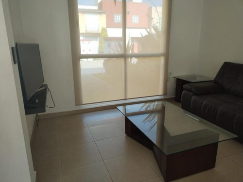 Casa En Renta En Colonia San Mateo Otzacatipan, Toluca, Estado De México