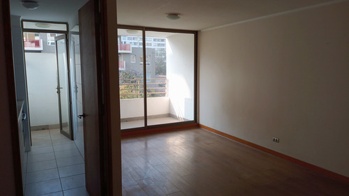Oportunidad San Miguel 2 Dorm, 2 Baños, Estacionamiento
