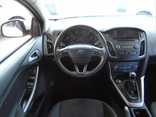 Ford Focus 1.6 Se 16v