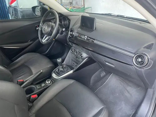 Mazda 2 1.5 Touring
