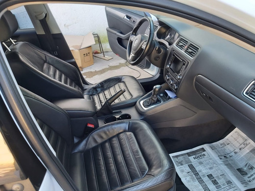 Imagen 5 de 9 de Vw Vento Tsi 2.0 Sportline Dsg