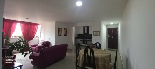 Imagen 3 de 18 de Vendo Apartamento 110m2 4h/3b/2pe La California Norte 2519