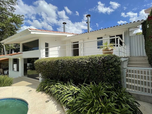 Imagem 30 de 30 de Cond. Jd Amanda (fazendinha). 3d(2sts). 3 Lareiras, Piscina, Anexo Gourmet! - 1932