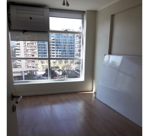 Maravillosas Dos Oficinas Unidas Metro Manquehue