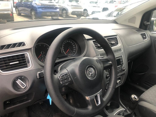 Imagen 17 de 25 de Volkswagen Suran 1.6 C/gnc Confortline Año 2013 - Liv Motors