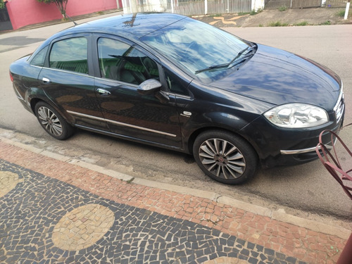 Fiat Linea 1.8 16v Absolute Flex Dualogic 4p