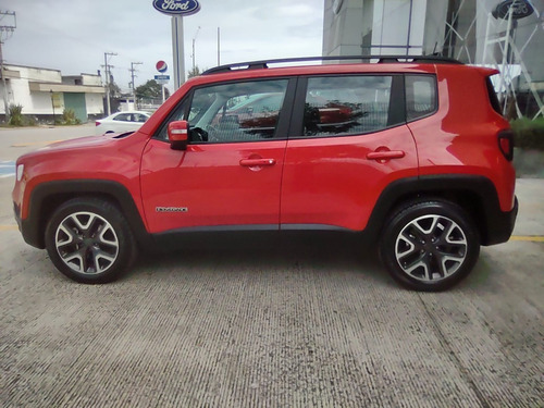 Imagen 5 de 8 de Jeep Renegade Latitude 2019 Colorado Red