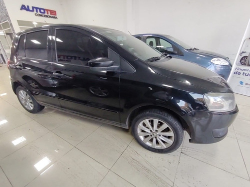 Imagen 4 de 16 de Volkswagen Fox 2011 1.6 Comfortline Pack 5 P