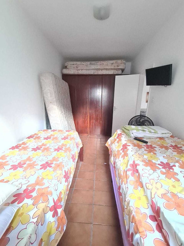 Imagem 11 de 14 de Apartamento 2 Dormitórios Prédio Frente Mar Aviação Ams324