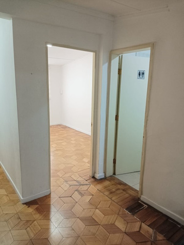 Arriendo Casa Remodelada 3 Dormitorios, 2 Baños, Patio