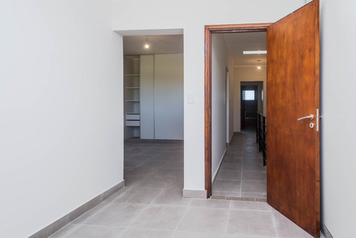 Imagen 28 de 30 de Duplex Venta Via Aurelia 3 Dorm Zona Aeropuerto