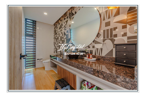 Residencia Con Cascada Y Alberca - Zibatá Qro.