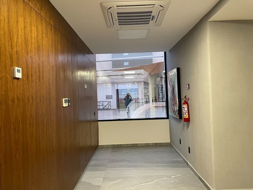 Imagen 25 de 27 de Oficinas Corporativas Nuevas Y Modernas