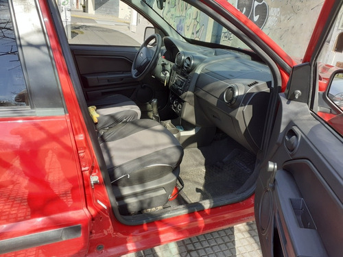 Imagen 10 de 12 de Ford Ecosport 2012 1.6 S 110cv 4x2