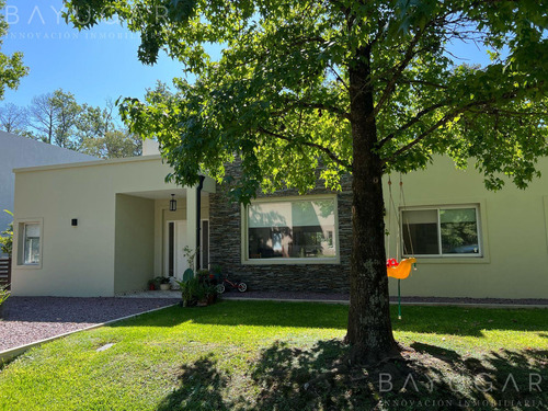 Venta - Casa Barrio Privado Sausalito / Pilar Apto Crédito