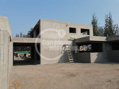 Imagen 3 de 10 de Casa En Venta De 5 Dorm. En Condominio Las Palmas, Talagante