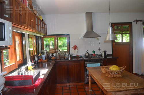 Venta De Casa En La Plata | City Bell | Casa | Permuta | Le Bleu