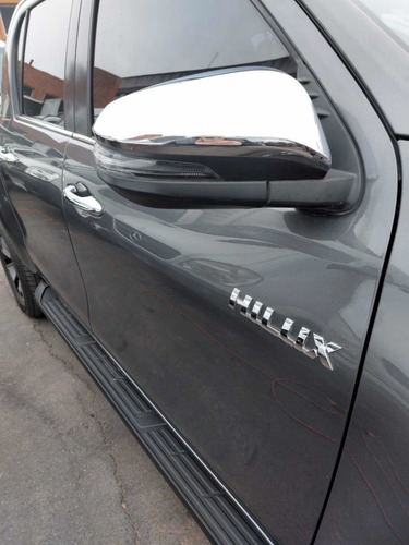 Imagen 11 de 13 de Toyota Hilux 2019 2.8 Cd Srx 177cv 4x4 At.