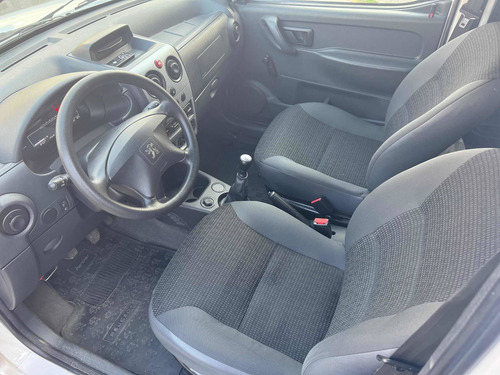 Imagen 15 de 21 de Peugeot Partner 2020 1.6 Hdi Confort