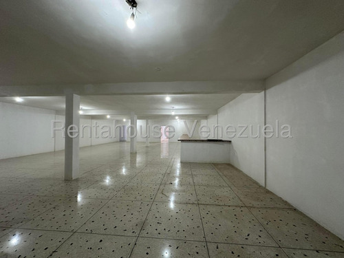 Local Comercial En Alquiler En Cc Regional Turmero Alto Trafico Ubicacion Excelente Al Lado De Supermercado Estef 25-17432