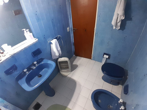 Excelente Chalet De 5 Ambientes