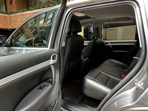 Porsche Cayenne 3.2 V6