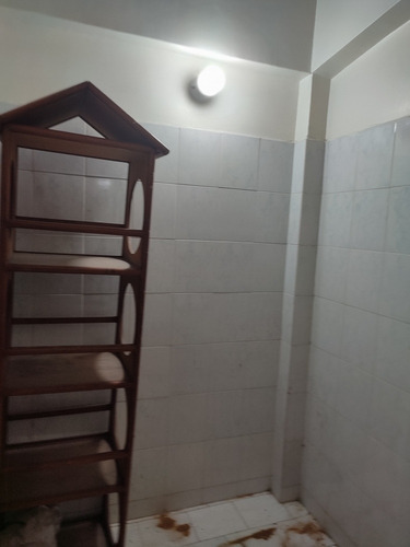 Imagen 3 de 12 de Jorge Sayegh Vende Local En Residencias Pascal.