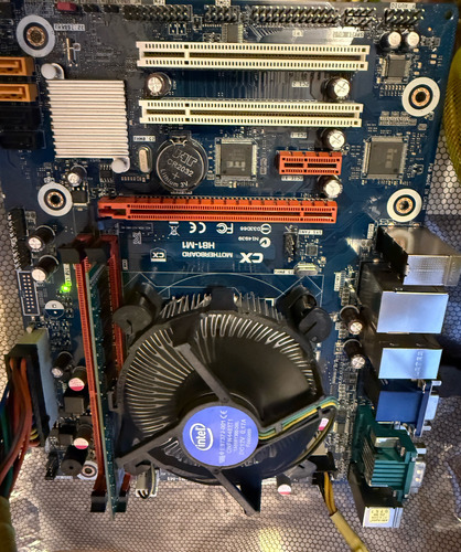 Mother Cx H81, Procesador Intel G3250 3.2 Ghz Y 4 Gb De Ram Azul (Usado)