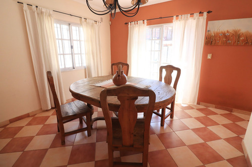 Casa 5 Amb. Venta Gral Pacheco Jardín Y Pileta