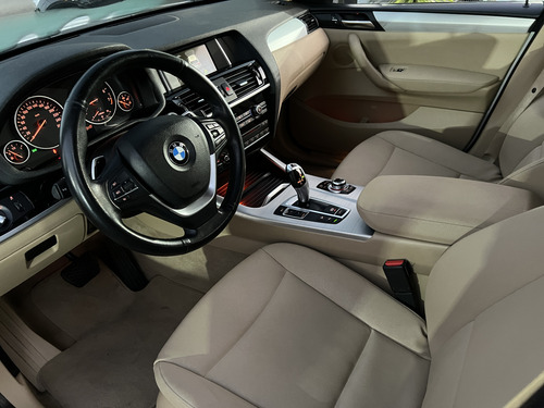 BMW X3 xDrive20i X-Line 2.0 16V