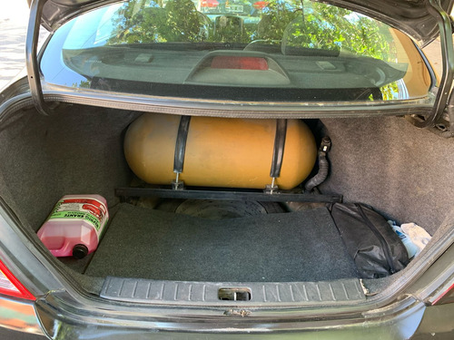 Nissan Versa 1.6 Sense