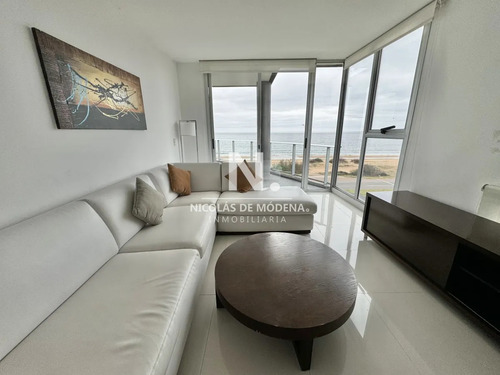 Frente Al Mar Apartamento En Venta De 2 Dormitorios En Mansa Con Parrillero Propio