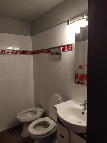 Imagen 9 de 14 de Casa 5 Ambientes Y 2 Baños