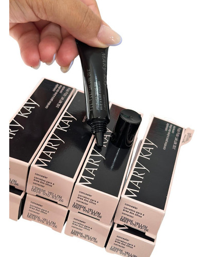 Corrector de ojeras amarillas Mary Kay