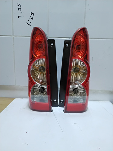 Par De Farol Trasero Chevrolet N300 2012-2020 Enviogratis