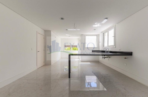 Imagem 4 de 15 de Casa Em Condomínio Construção Nova, Excelente Acabamento, Sobrado Com 4 Suítes Piscina E Jardim. - Em50170