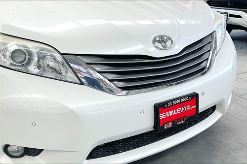 Toyota Sienna 3.5 Xle Piel At