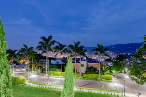 Casa En Venta En La Estrella. Cod V4129