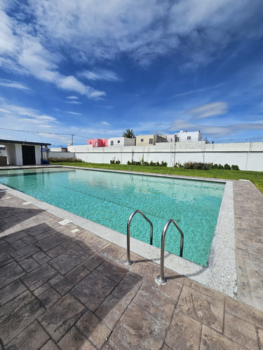 Casa En Tizayuca De 3 Recamaras, Con Terraza Y Alberca En Amenidades, Agende Su Cita, Sera Un Placer Atenderlos.