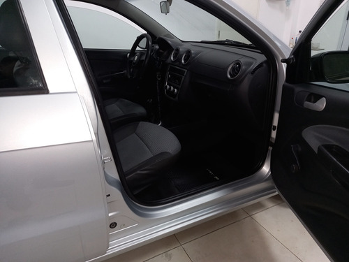 Volkswagen Gol Trend 1.6 Pack I Plus 101cv