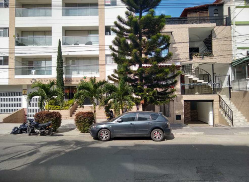 Arriendo Local En Laureles Glorieta De Don Quijote P.1 C.7096726