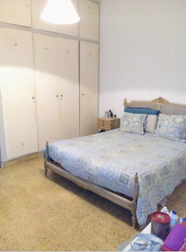 Casa En Villa Del Parque Con Facilidades