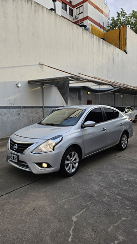 Nissan Versa 1.6 Advance Mt