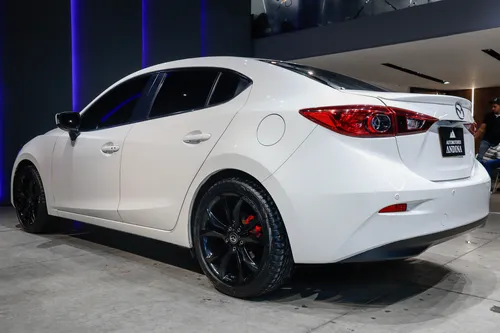 Mazda 3 Touring 2.0
