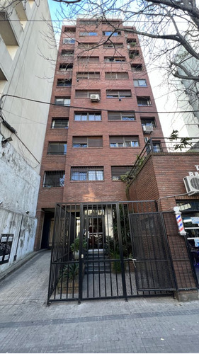 Venta De Departamento 1 Dormitorio Mas Escritorio, En Microc