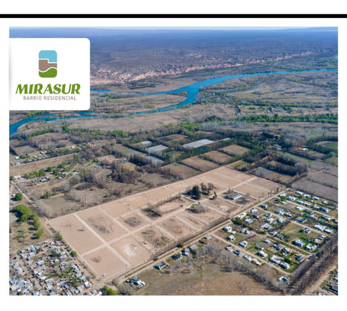 Imagen 2 de 16 de Venta-terreno En Barrio Mirasur Plottier