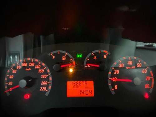 Fiat Punto 2010 1.4 Flex 5p