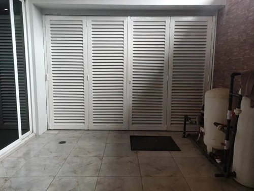 Imagen 7 de 11 de Venta De Casa En Guataparo Av. Cuatricentenaria Inc-087