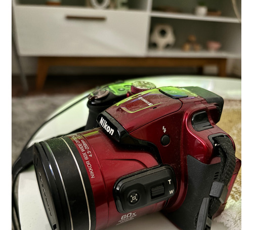 Nikon Coolpix P610 Compacta Color  Rojo