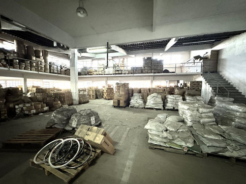 Alquiler Depósit Galpón Nave Industrial Vriachuelo